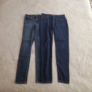 Bundle of 2 Pairs of Size 0 Pants